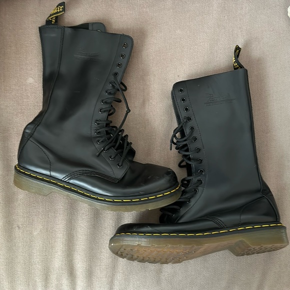 Dr. Martens 8 1914 SMOOTH LEATHER TALL BOOTS - Picture 3 of 7